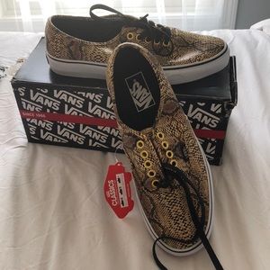 Vans Classics Lace Up